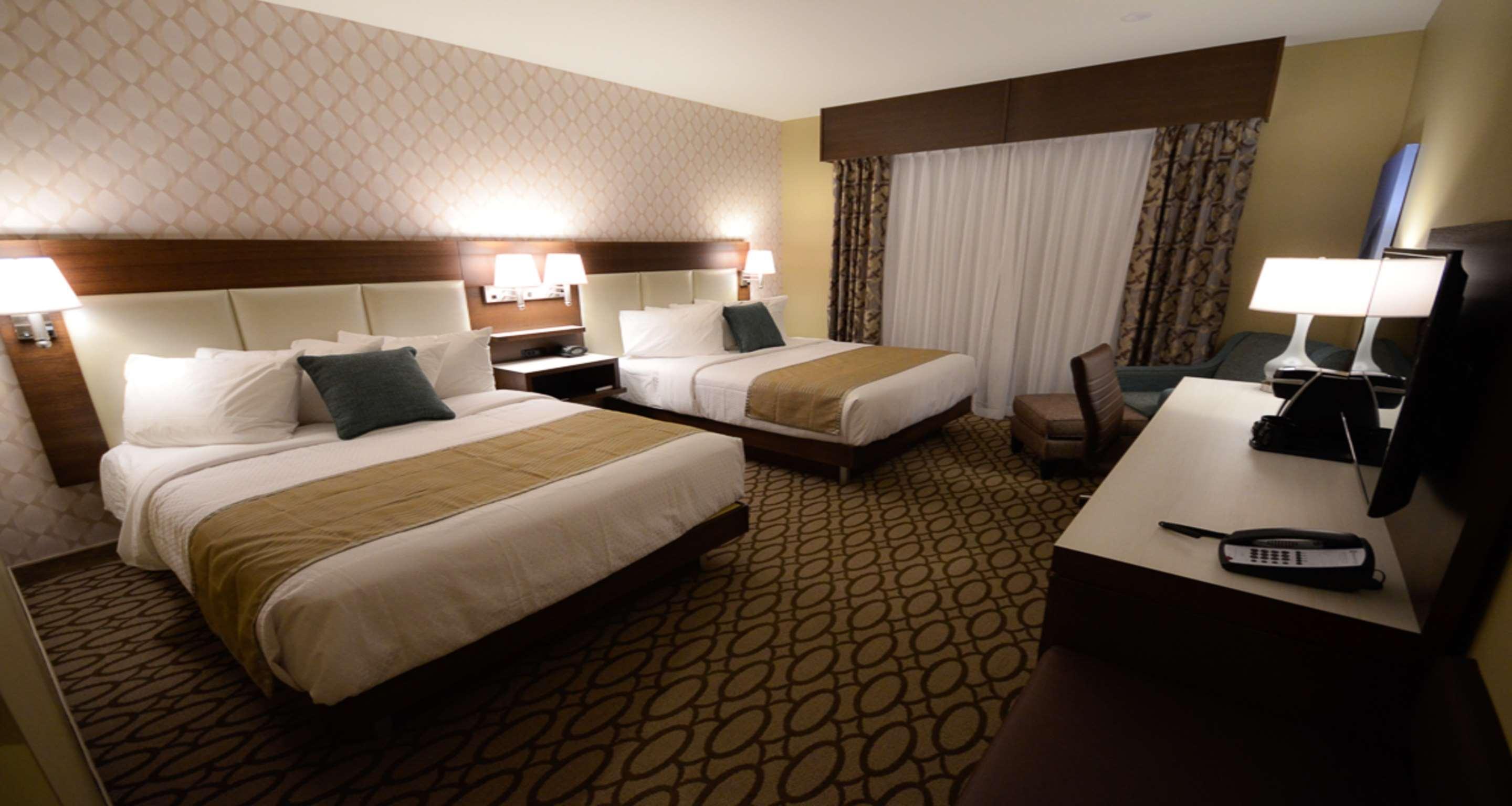 Best Western Plus St. John'S Airport Hotel And Suites Buitenkant foto