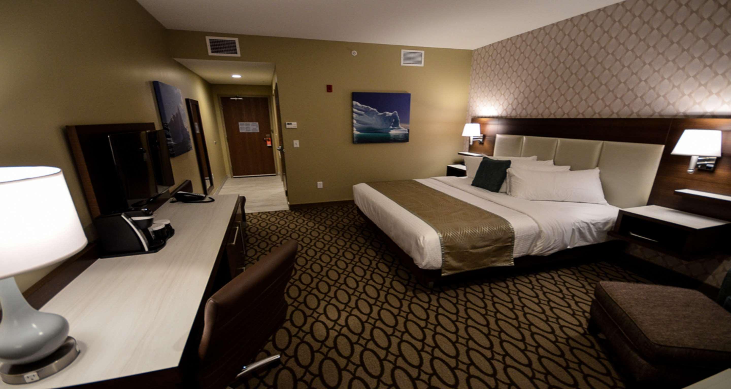 Best Western Plus St. John'S Airport Hotel And Suites Buitenkant foto