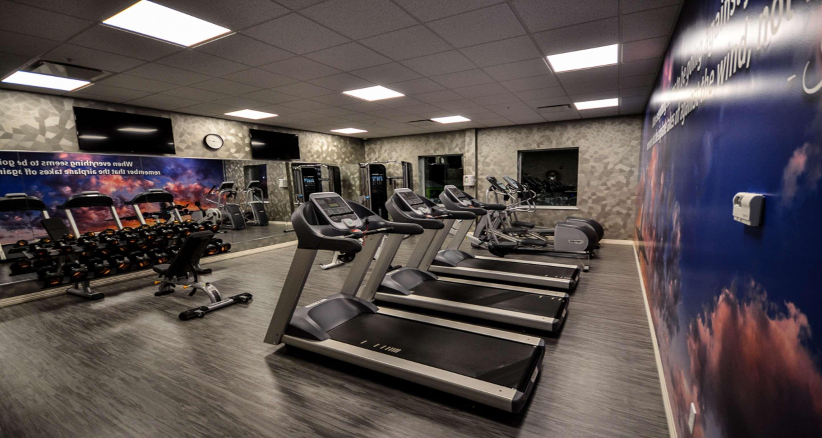 Best Western Plus St. John'S Airport Hotel And Suites Buitenkant foto