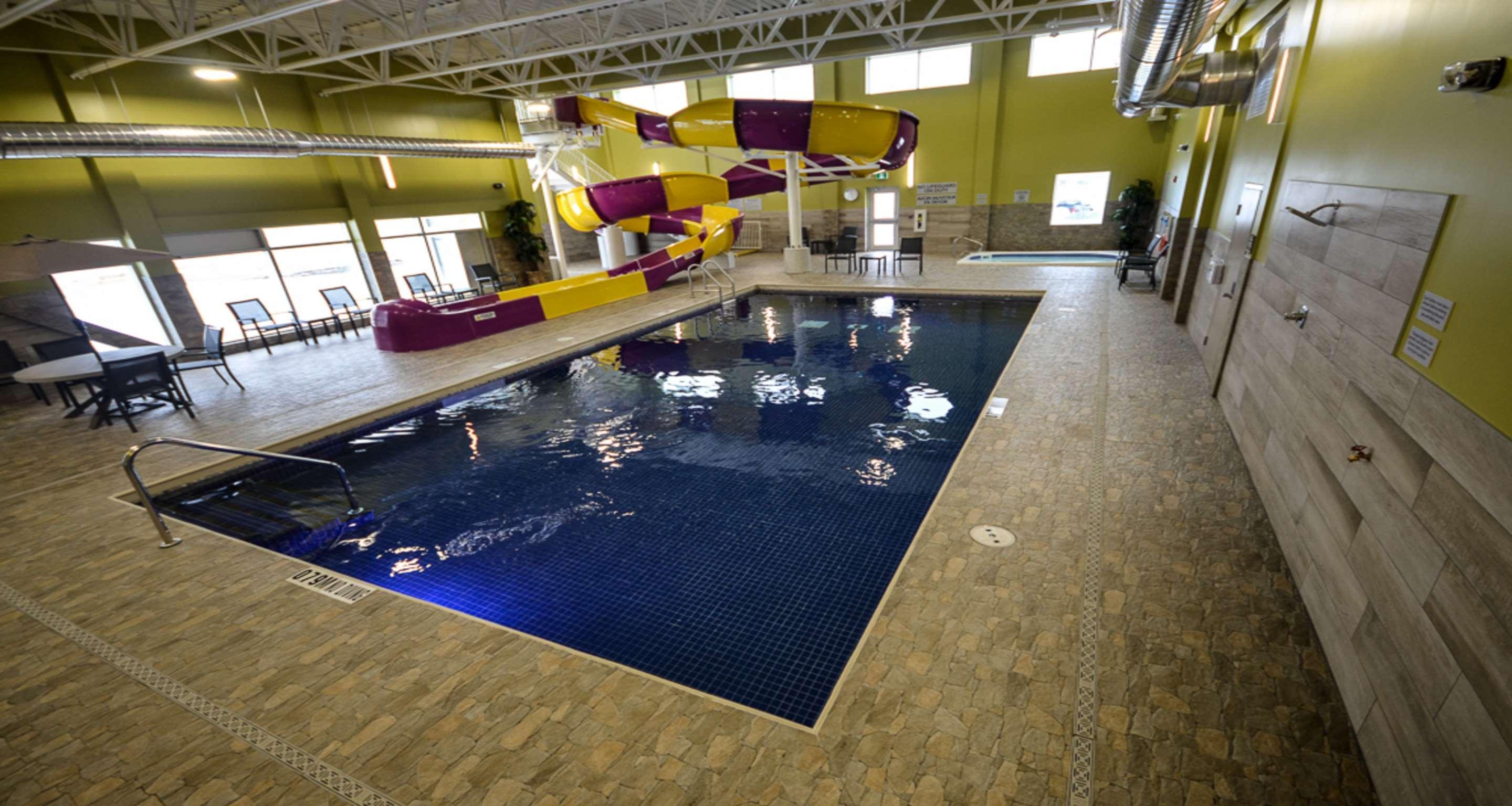 Best Western Plus St. John'S Airport Hotel And Suites Buitenkant foto