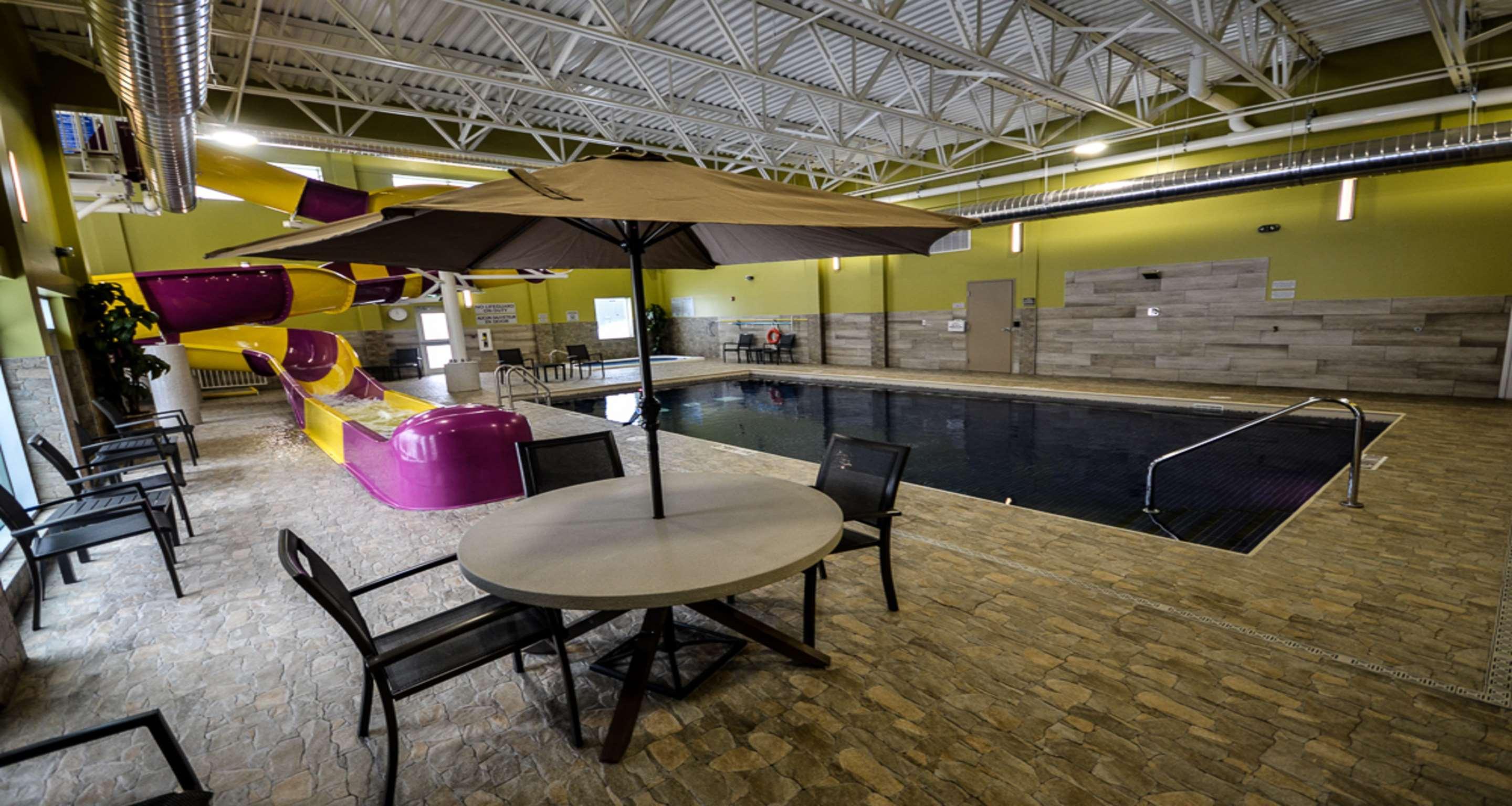 Best Western Plus St. John'S Airport Hotel And Suites Buitenkant foto