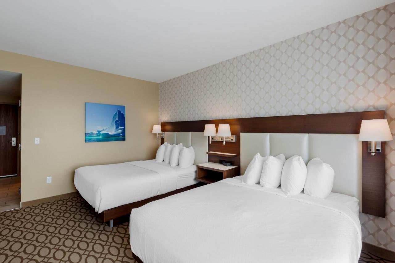 Best Western Plus St. John'S Airport Hotel And Suites Buitenkant foto