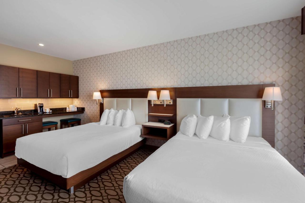 Best Western Plus St. John'S Airport Hotel And Suites Buitenkant foto