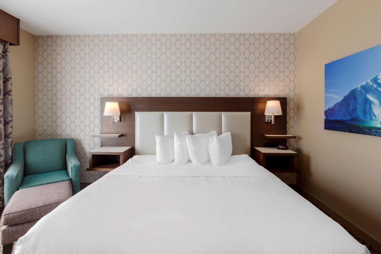 Best Western Plus St. John'S Airport Hotel And Suites Buitenkant foto