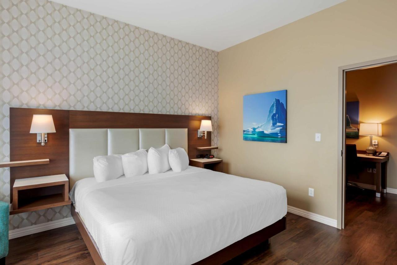 Best Western Plus St. John'S Airport Hotel And Suites Buitenkant foto