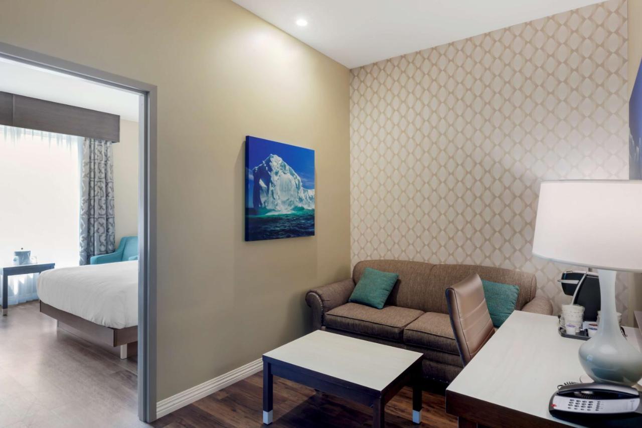 Best Western Plus St. John'S Airport Hotel And Suites Buitenkant foto